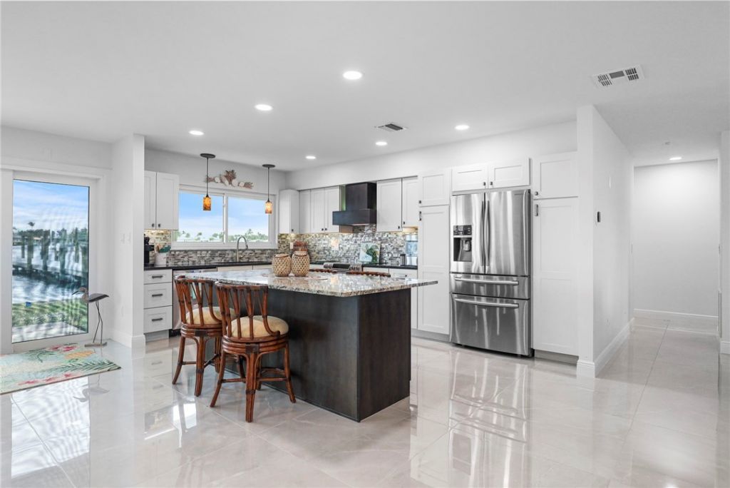 1564 Thumb Point Drive, Fort Pierce, FL 34949 Photo