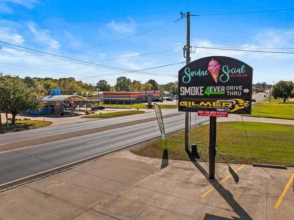 717 N US Hwy 271 , Gilmer, TX 75644