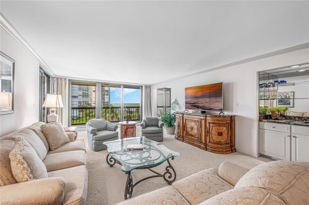 4551 Gulf Shore Blvd N, Unit 605, Naples, FL 34103 Photo