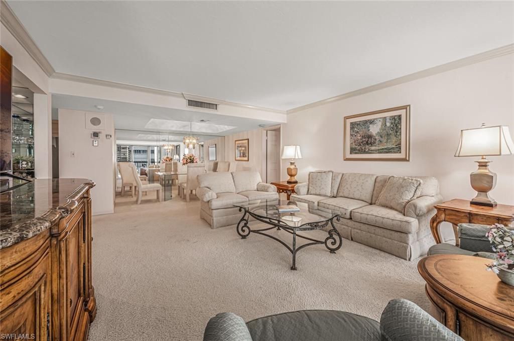 4551 Gulf Shore Blvd N, Unit 605, Naples, FL 34103 Photo