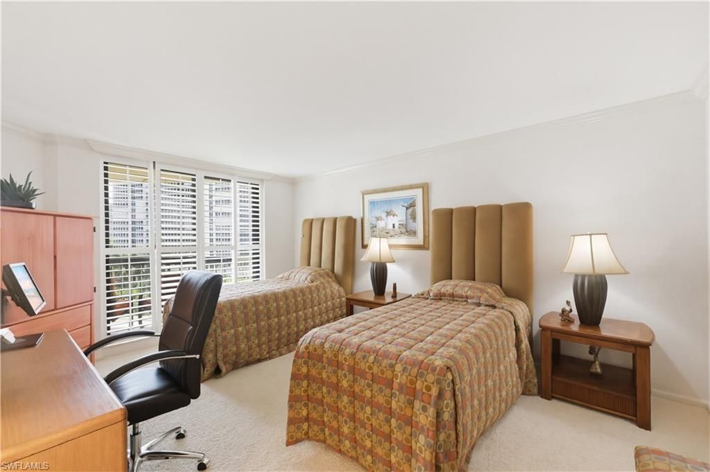 4551 Gulf Shore Blvd N, Unit 605, Naples, FL 34103 Photo