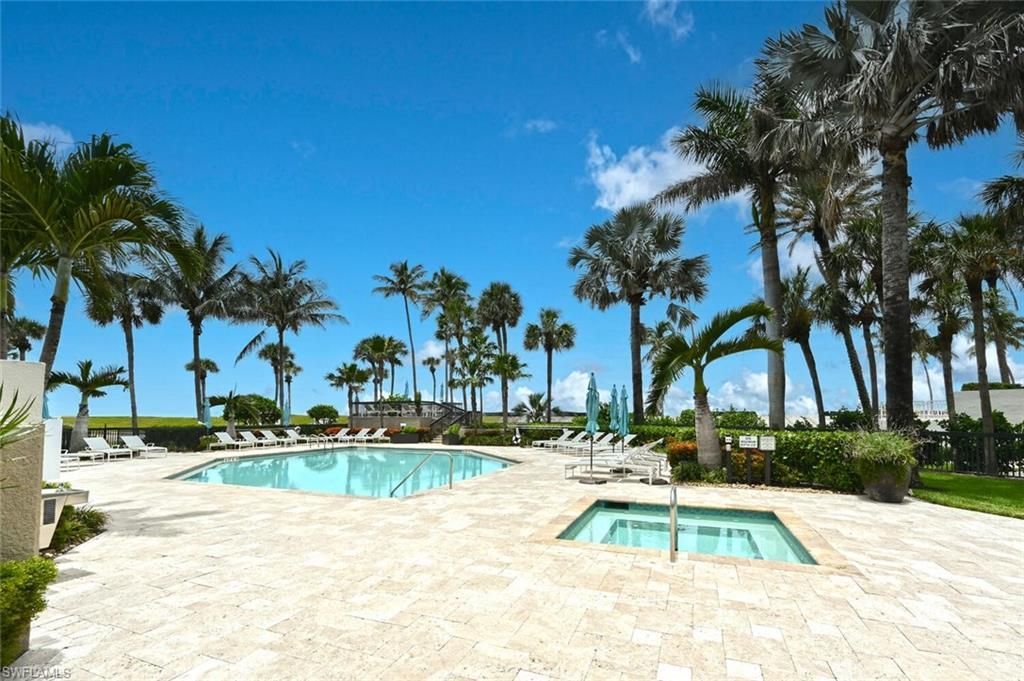 4551 Gulf Shore Blvd N, Unit 605, Naples, FL 34103 Photo