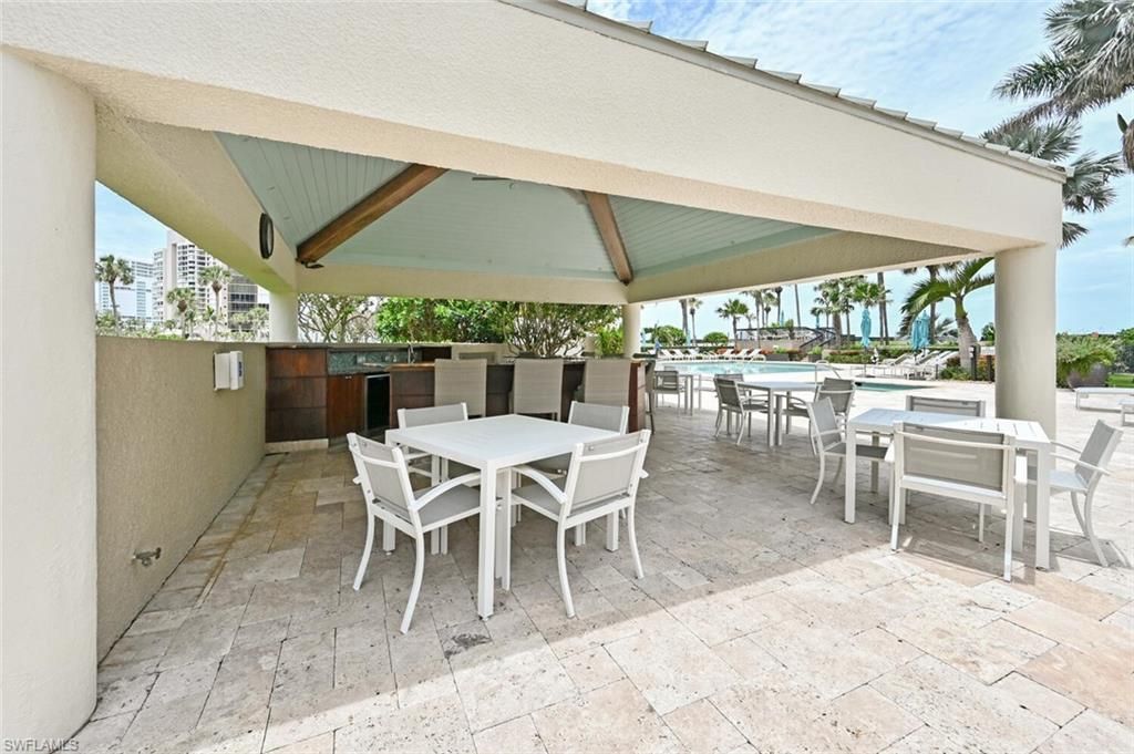 4551 Gulf Shore Blvd N, Unit 605, Naples, FL 34103 Photo