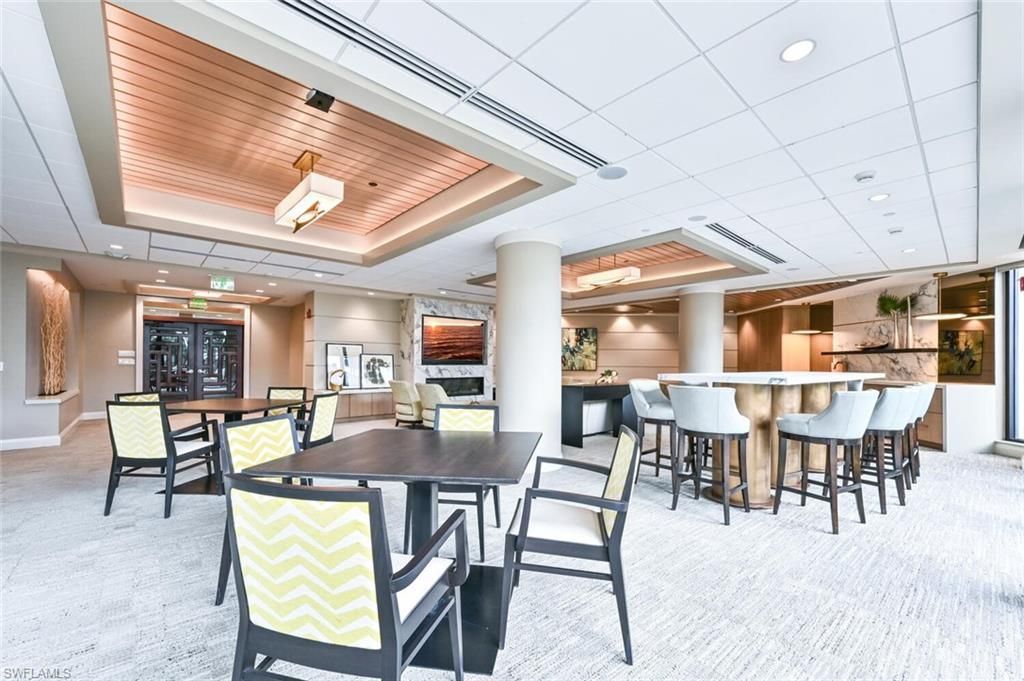 4551 Gulf Shore Blvd N, Unit 605, Naples, FL 34103 Photo