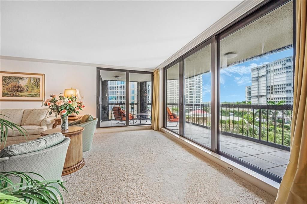 4551 Gulf Shore Blvd N, Unit 605, Naples, FL 34103 Photo