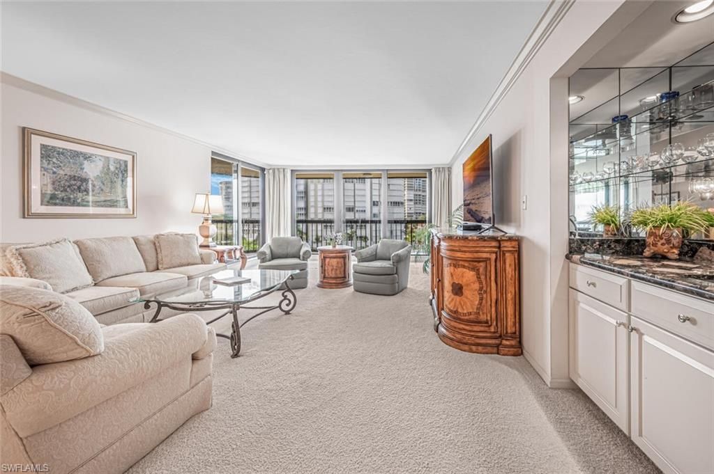 4551 Gulf Shore Blvd N, Unit 605, Naples, FL 34103 Photo