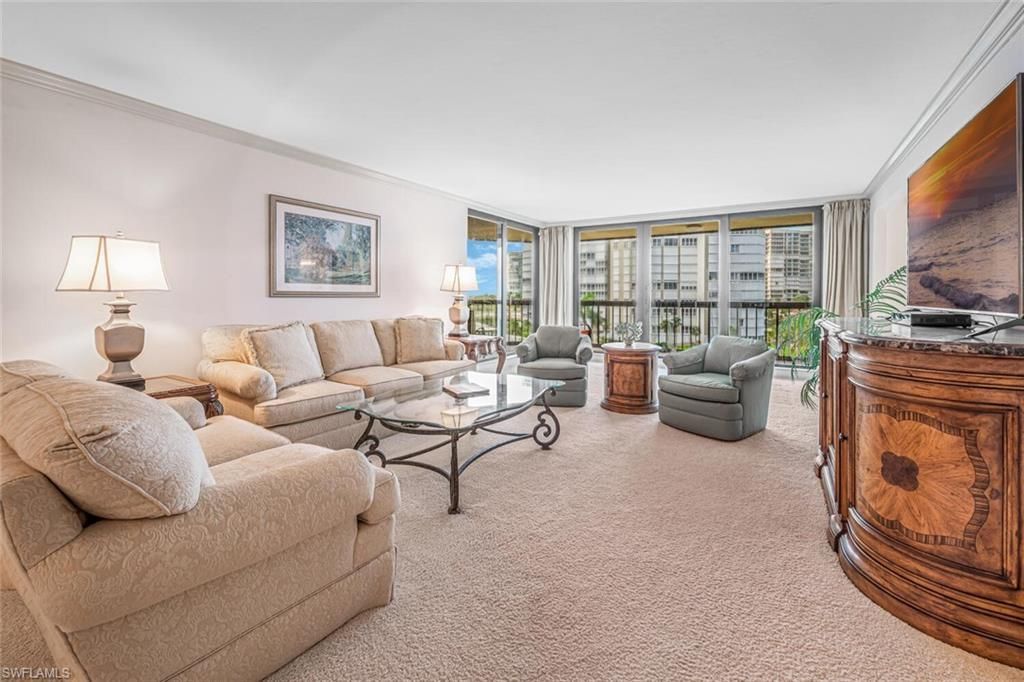 4551 Gulf Shore Blvd N, Unit 605, Naples, FL 34103 Photo