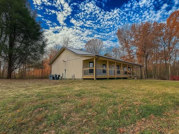 404 High St, Elgin, TN 37732