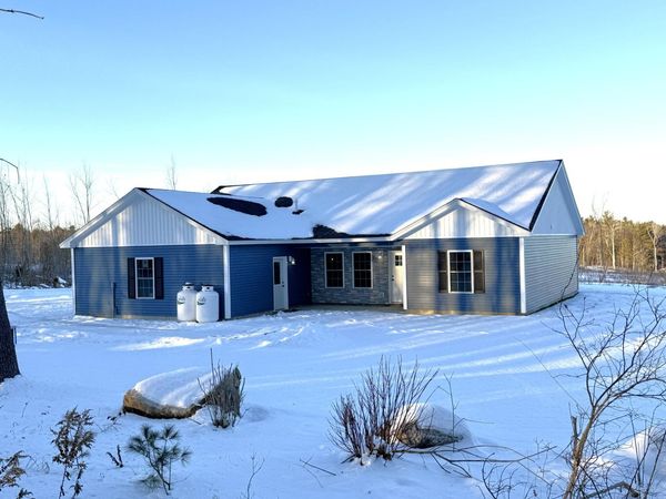 3 Elmwood Drive, Windsor, ME 04363