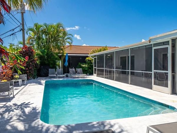 4804-4806 NE 21st Avenue, Fort Lauderdale, FL 33308