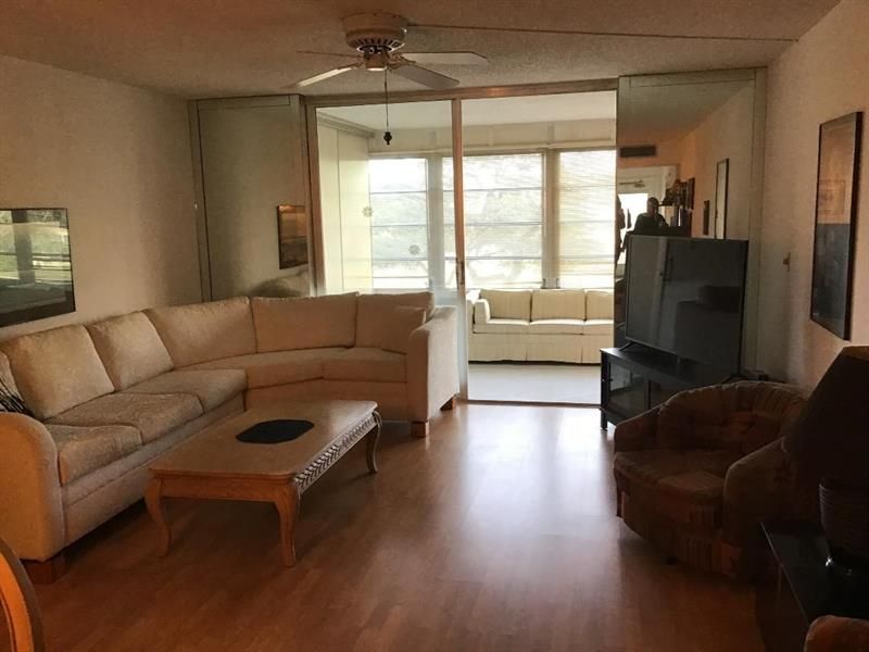 7301 NW 1st St, Unit 206, Margate, FL 33063 Photo