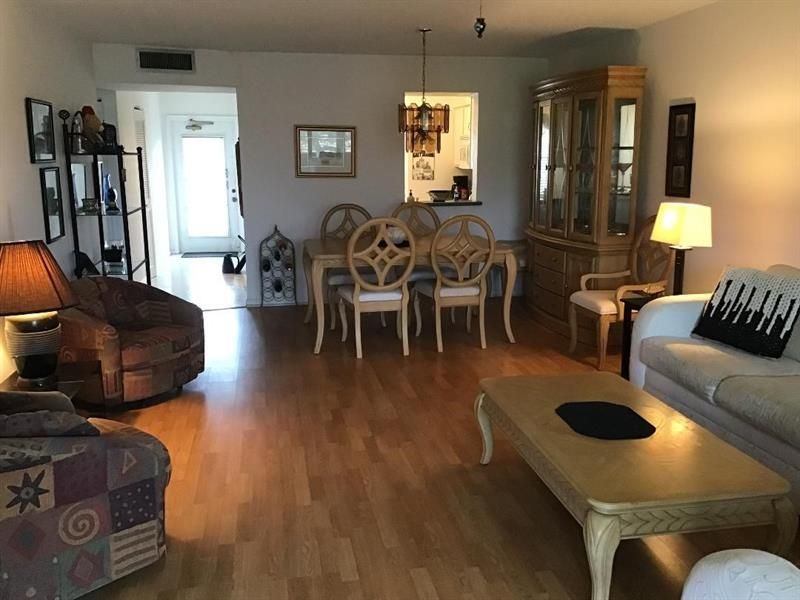 7301 NW 1st St, Unit 206, Margate, FL 33063 Photo