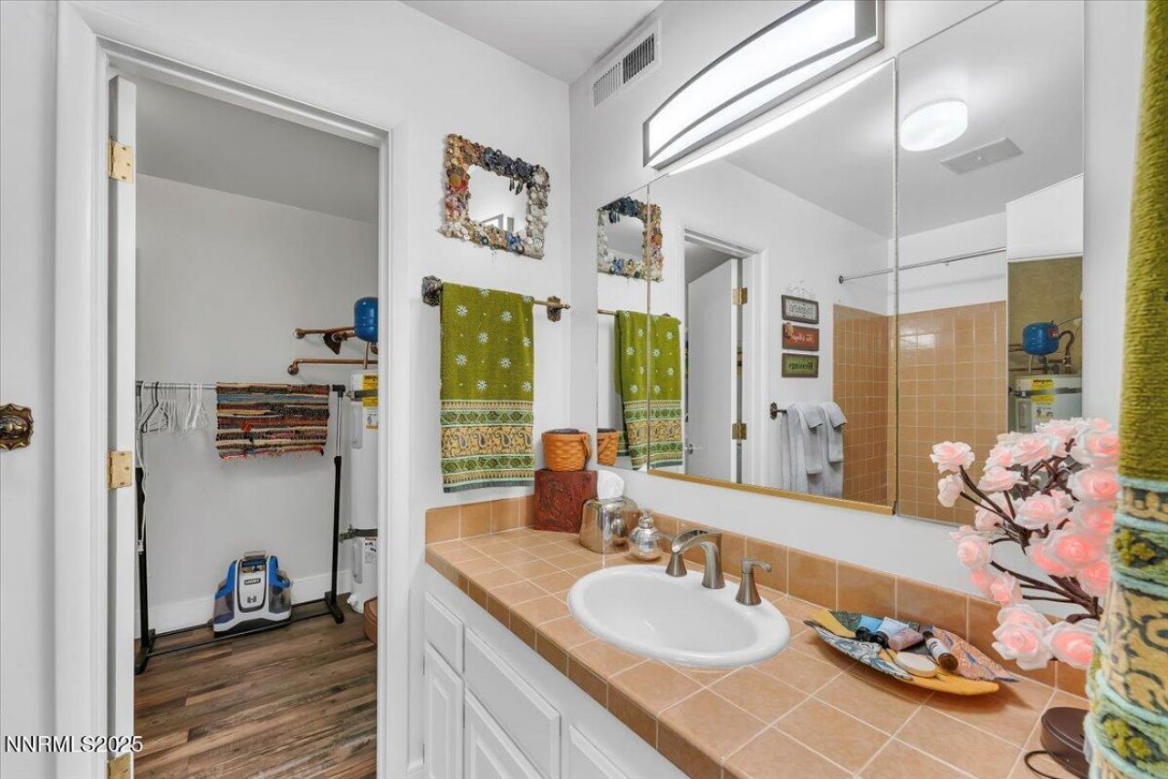 3415 Skyline Boulevard, Reno, NV 89509 Photo