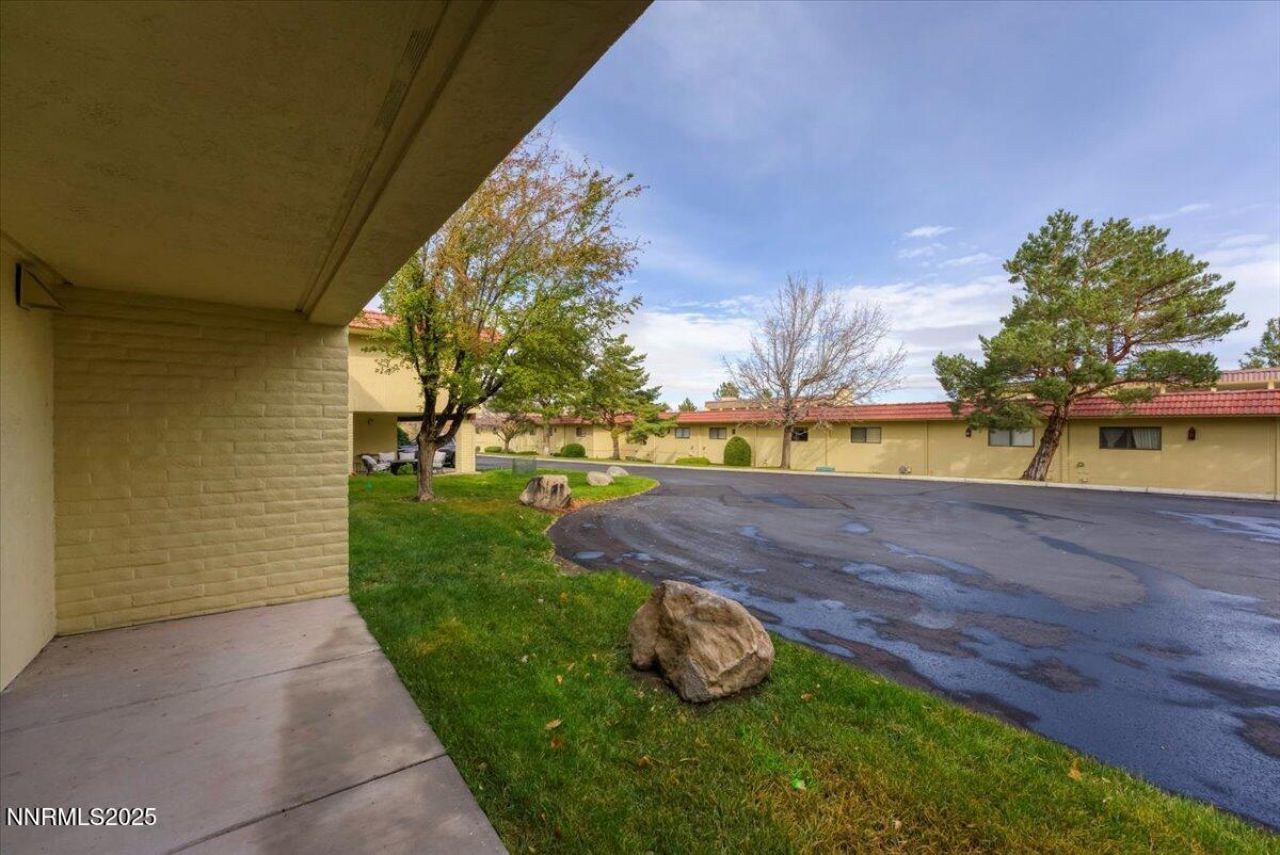 3415 Skyline Boulevard, Reno, NV 89509 Photo