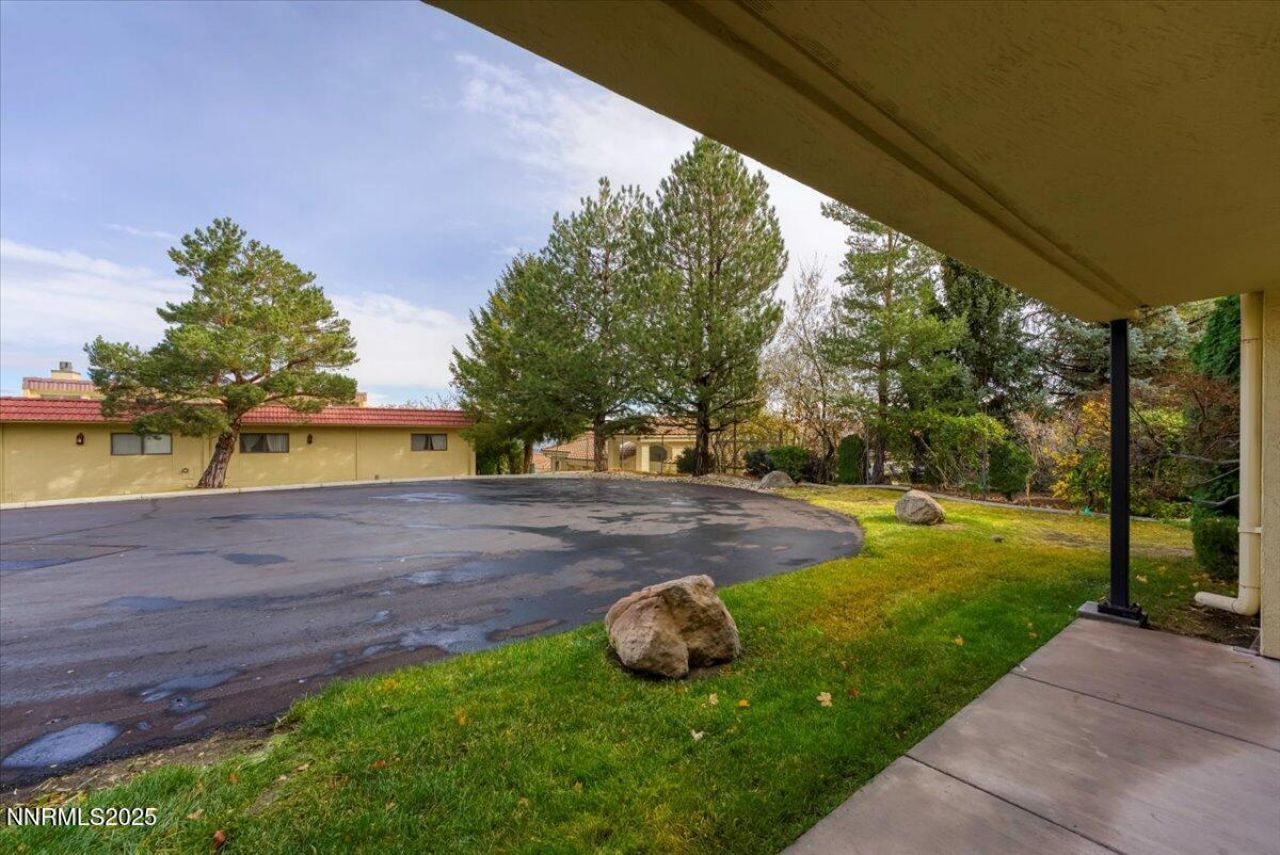 3415 Skyline Boulevard, Reno, NV 89509 Photo