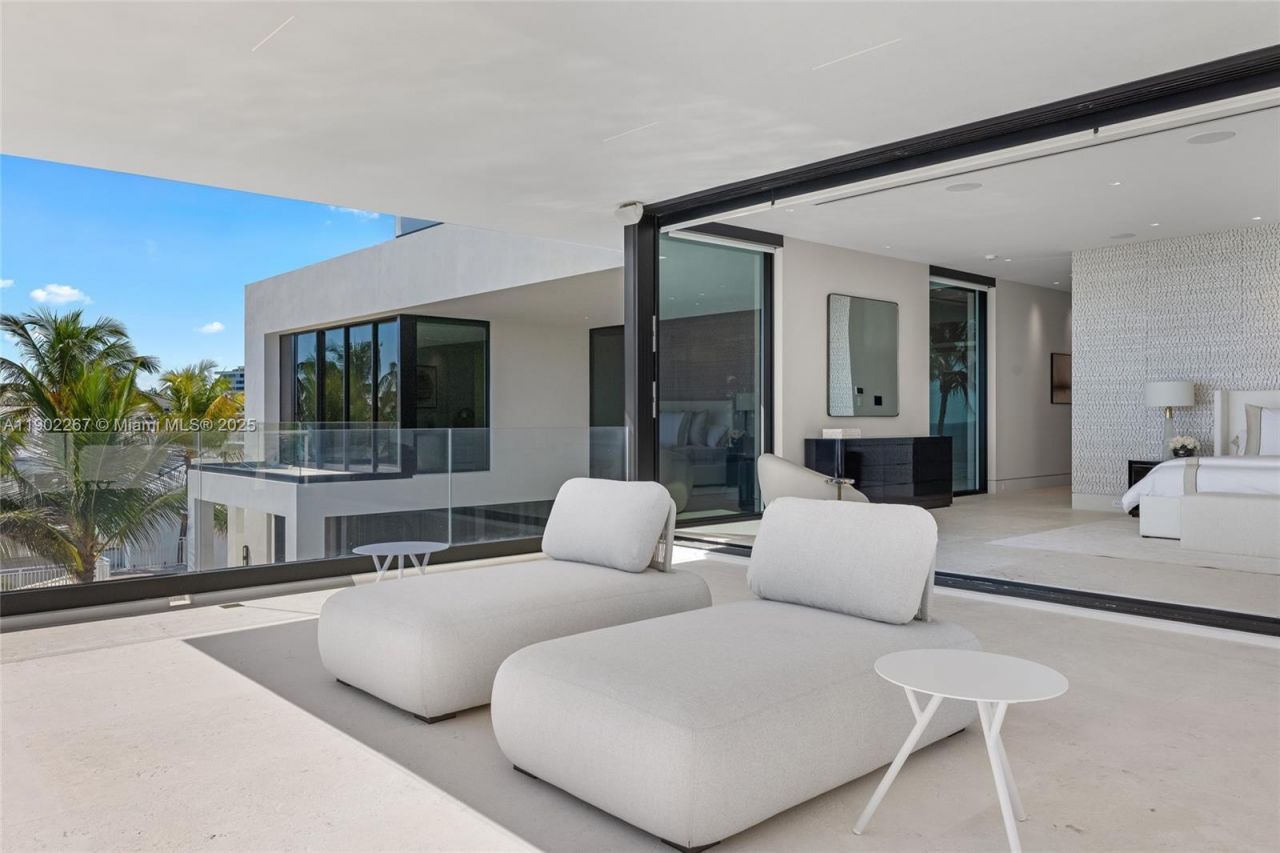 3052 N Atlantic Blvd, Fort Lauderdale, FL 33308 Photo