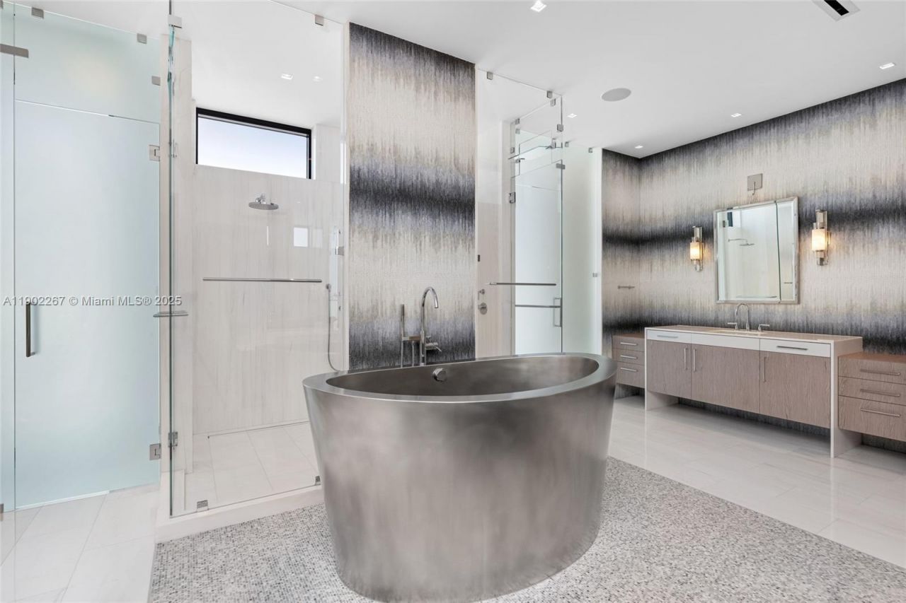 3052 N Atlantic Blvd, Fort Lauderdale, FL 33308 Photo