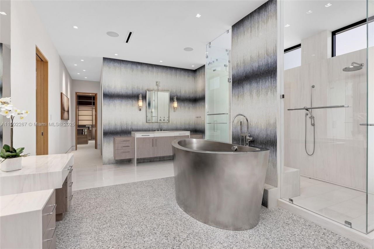 3052 N Atlantic Blvd, Fort Lauderdale, FL 33308 Photo