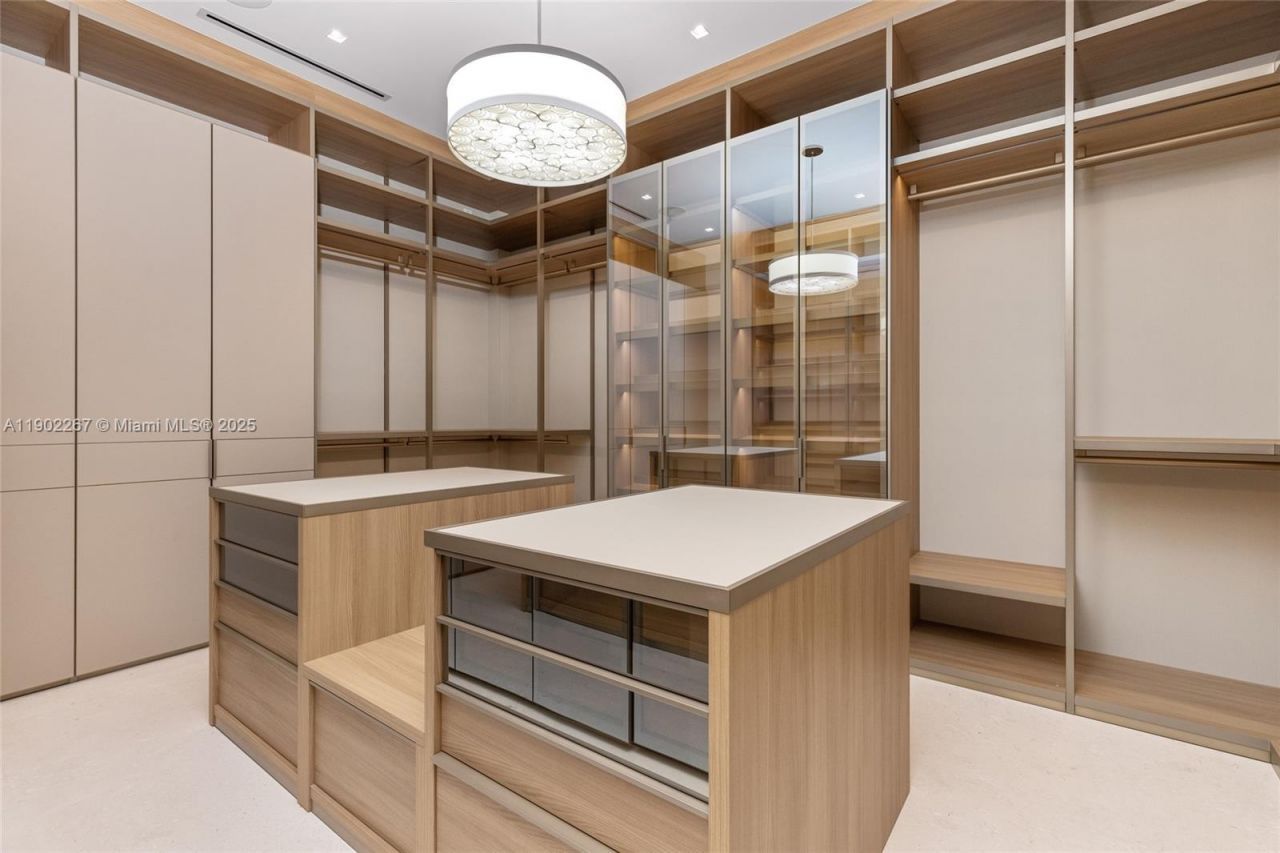 3052 N Atlantic Blvd, Fort Lauderdale, FL 33308 Photo