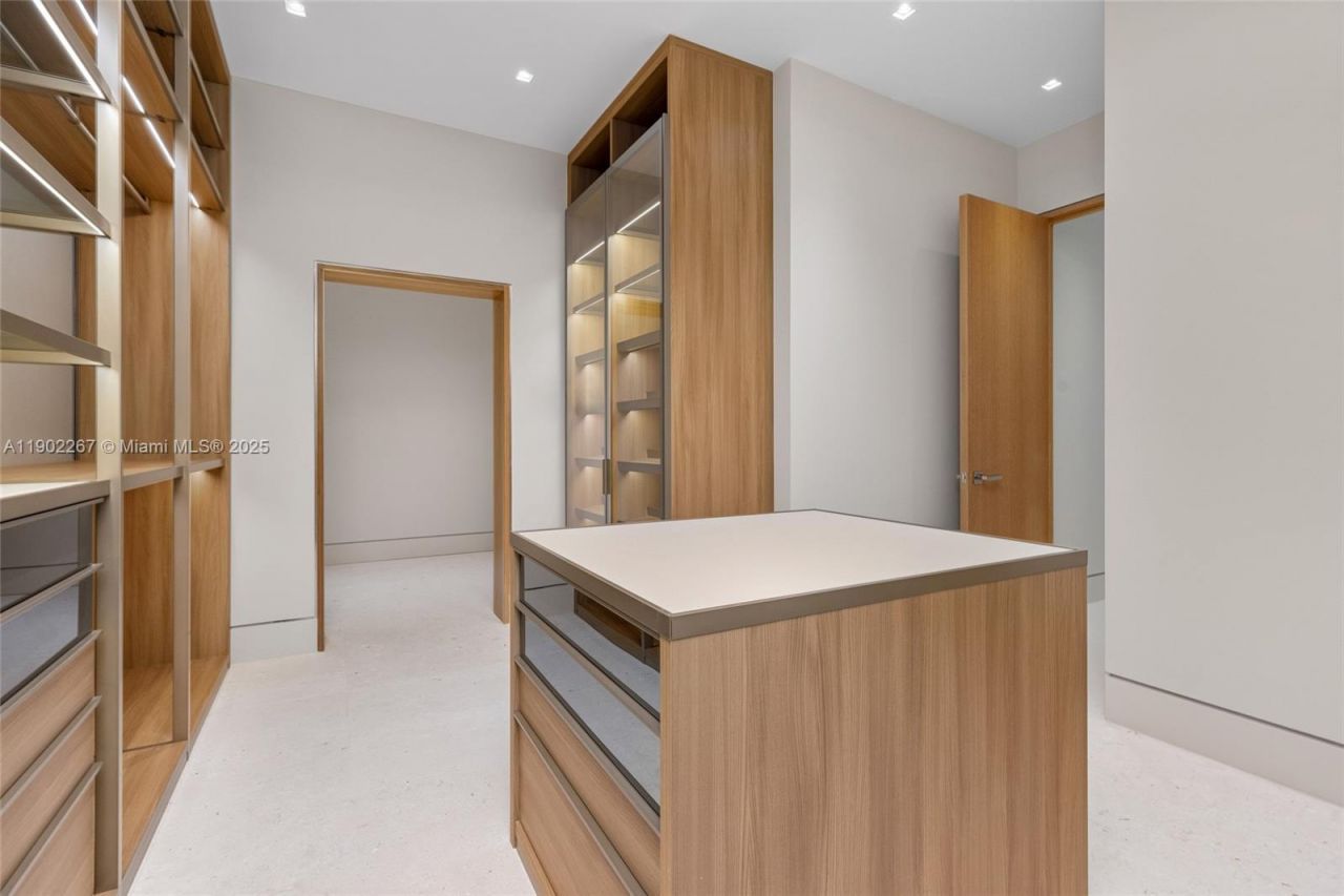 3052 N Atlantic Blvd, Fort Lauderdale, FL 33308 Photo