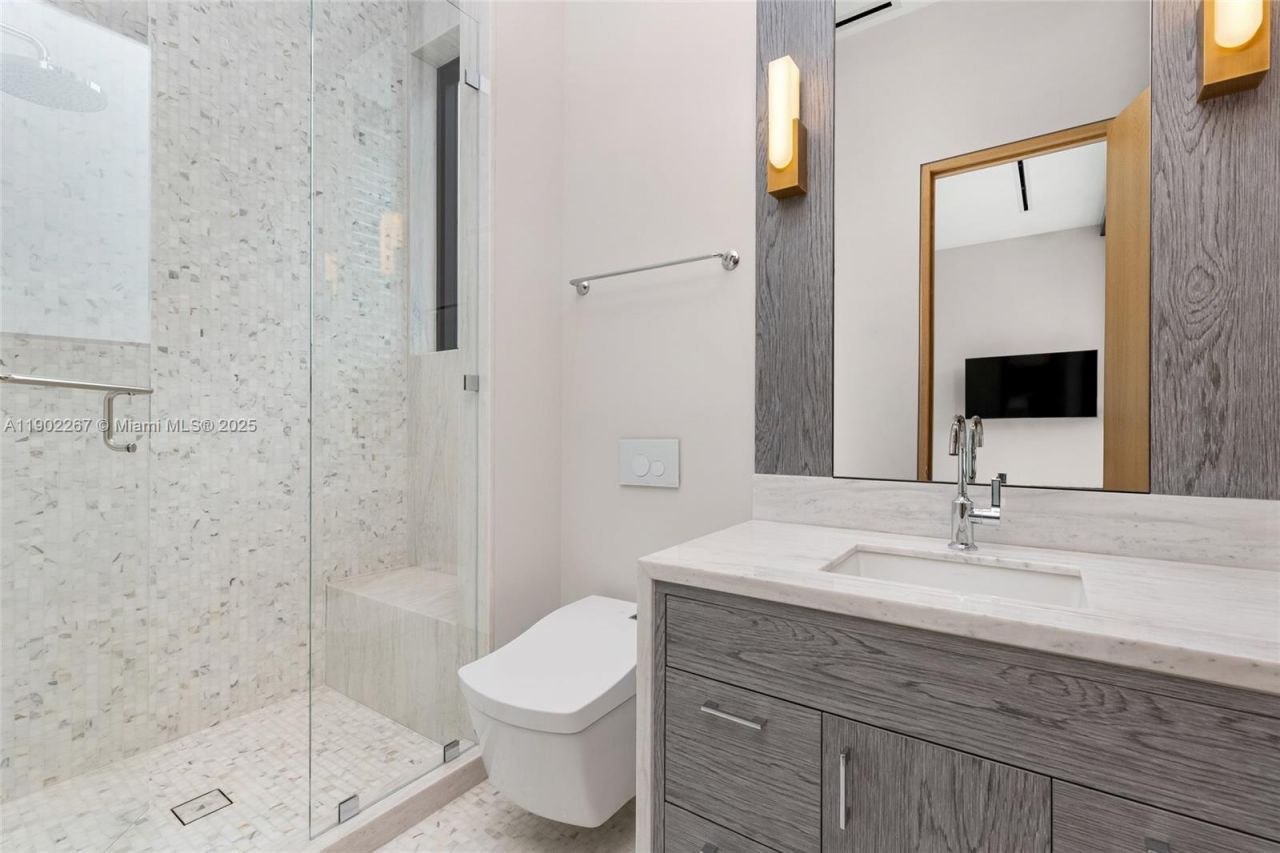 3052 N Atlantic Blvd, Fort Lauderdale, FL 33308 Photo