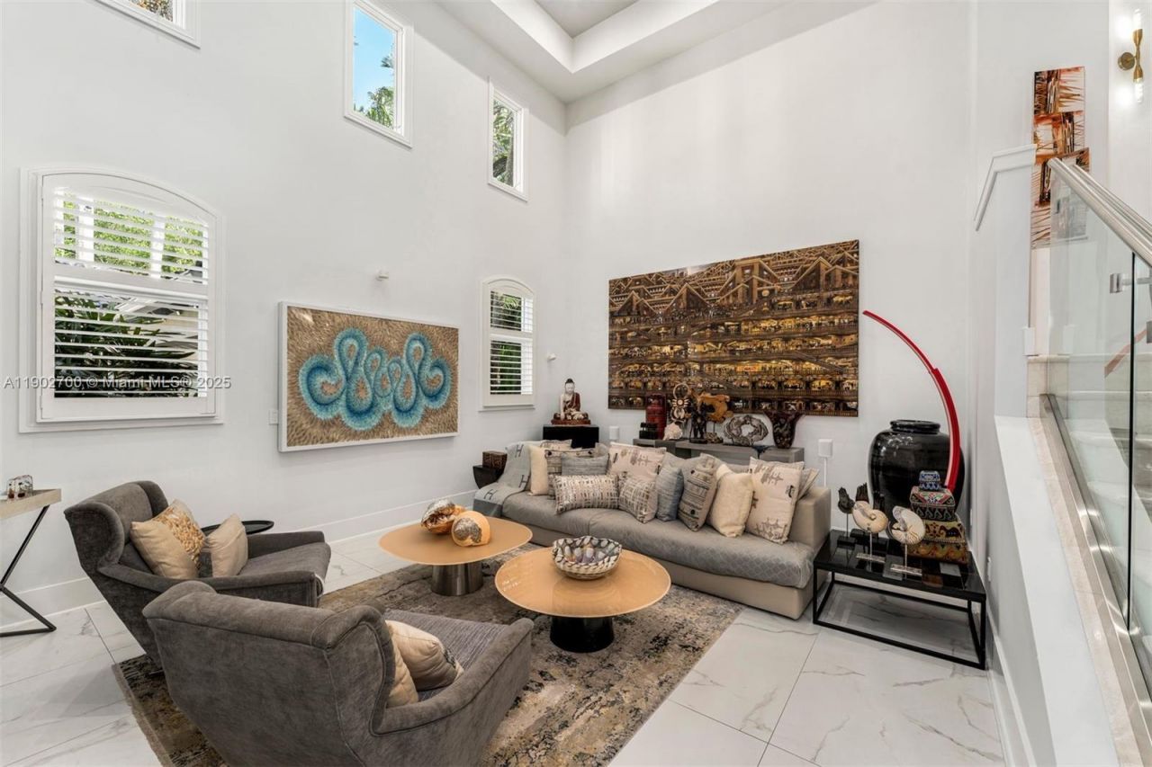 5770 SW 100th St, Pinecrest, FL 33156 Photo