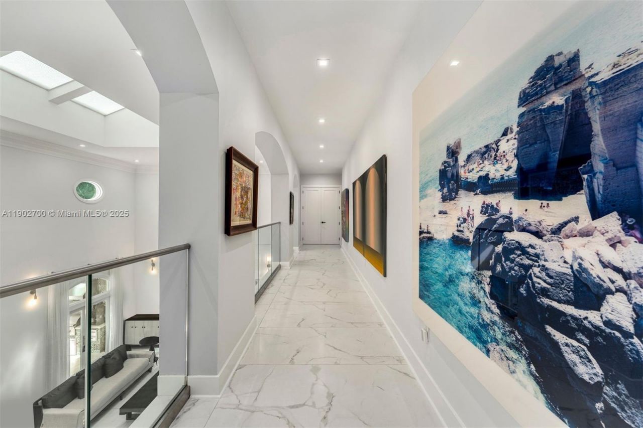 5770 SW 100th St, Pinecrest, FL 33156 Photo