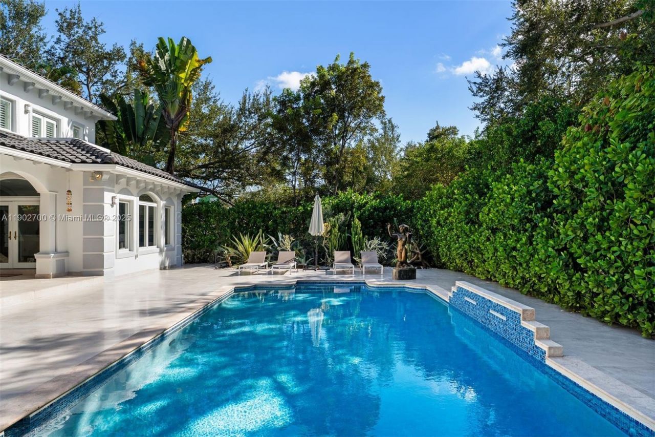 5770 SW 100th St, Pinecrest, FL 33156 Photo