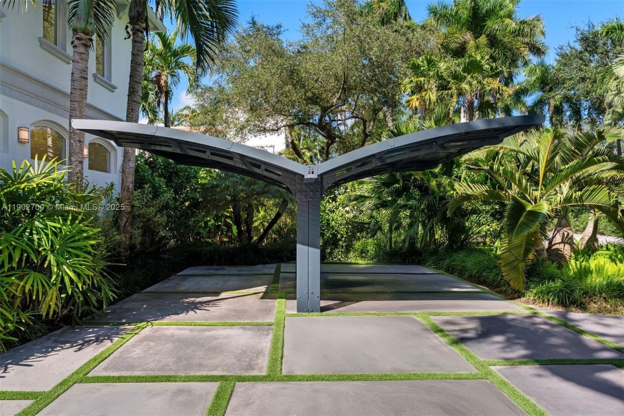 5770 SW 100th St, Pinecrest, FL 33156 Photo