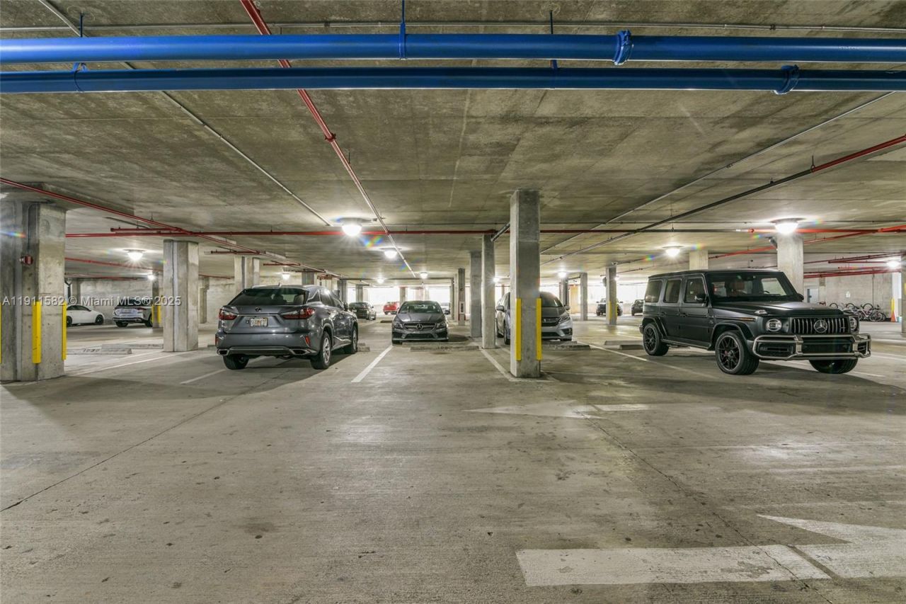 2681 N Flamingo Rd, Unit 1903S, Sunrise, FL 33323 Photo