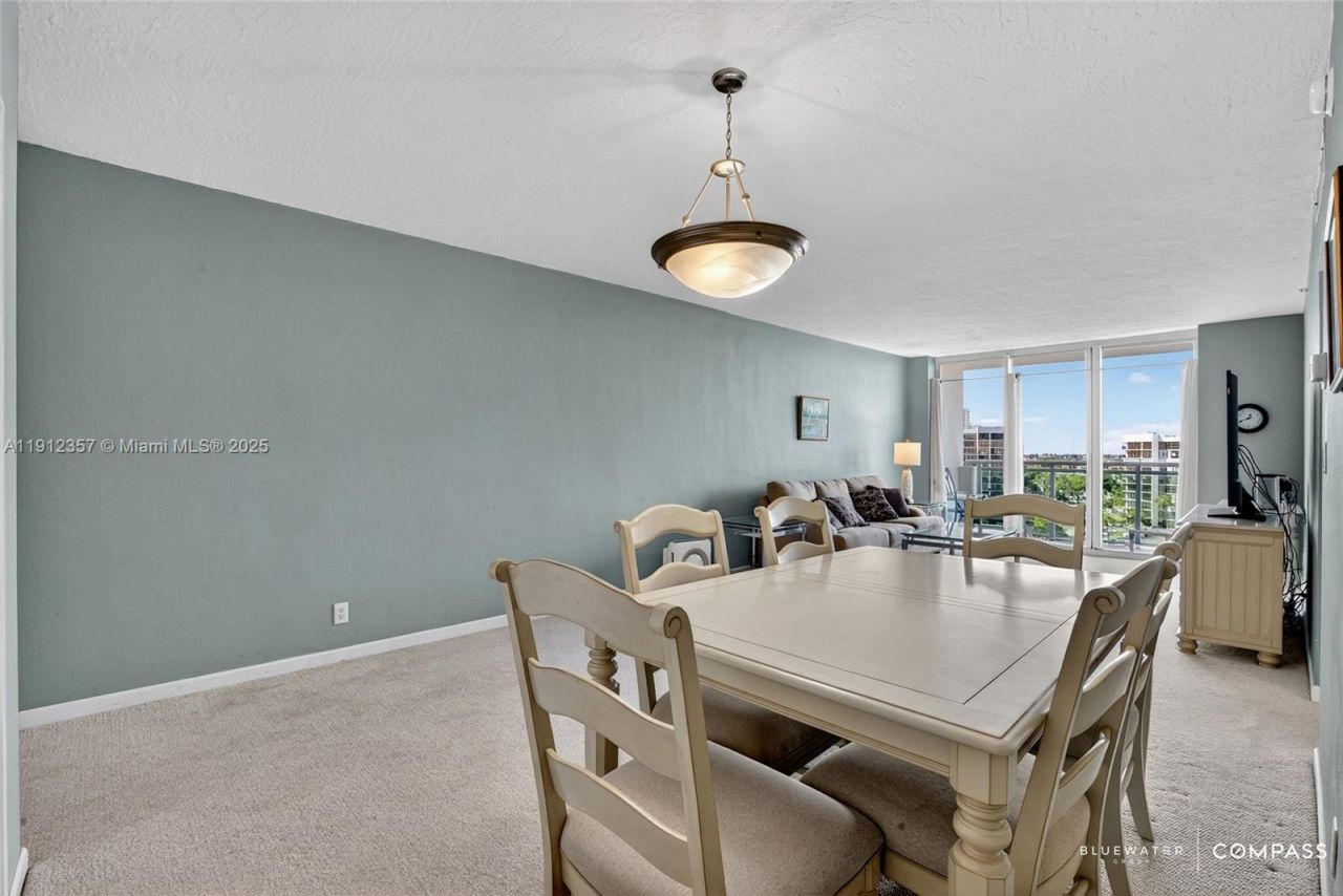 3000 S Ocean Dr, Unit 712, Hollywood, FL 33019 Photo