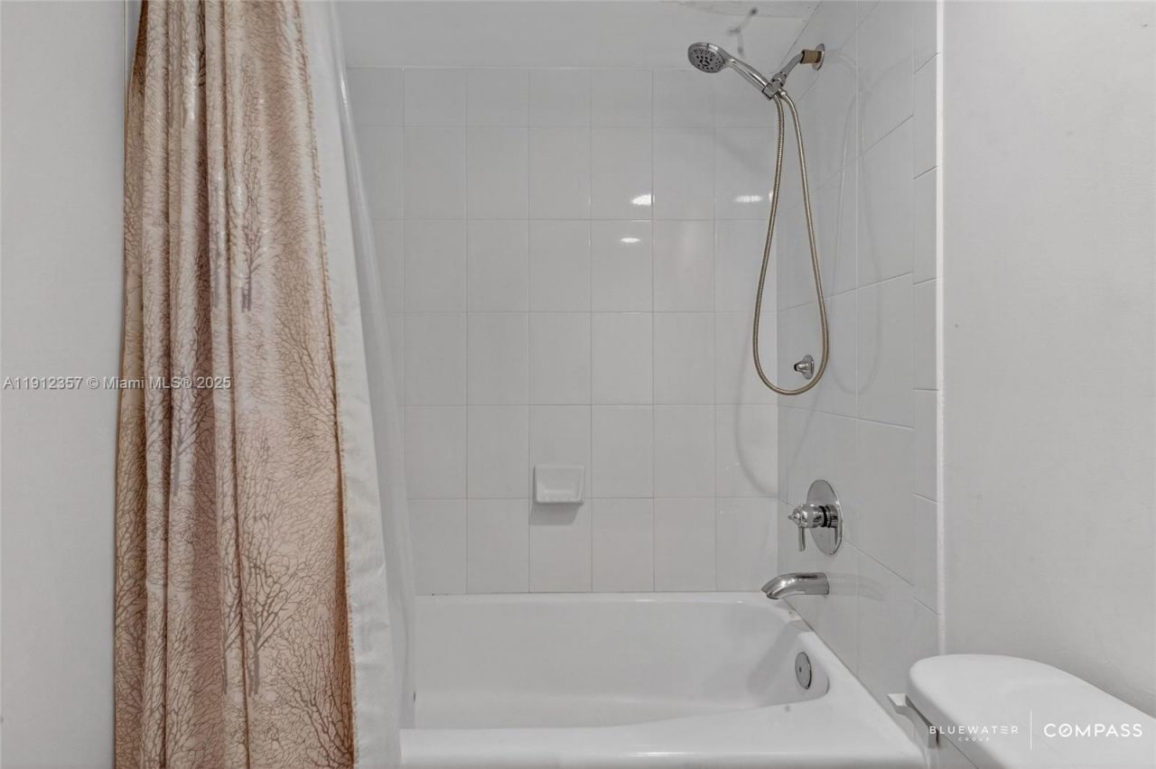 3000 S Ocean Dr, Unit 712, Hollywood, FL 33019 Photo