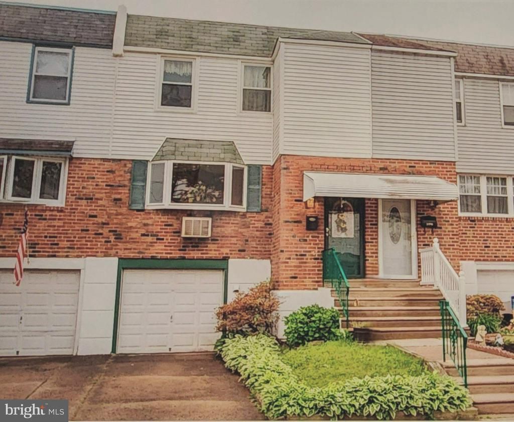 11731 Dimarco Drive, Philadelphia, PA 19154 Main Photo