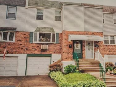 11731 DIMARCO DRIVE, PHILADELPHIA, PA 19154