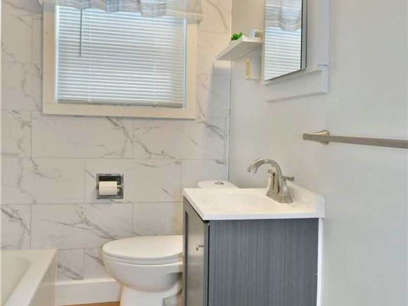 676 Central Parkway Avenue SE, Warren, OH 44484 Photo 10