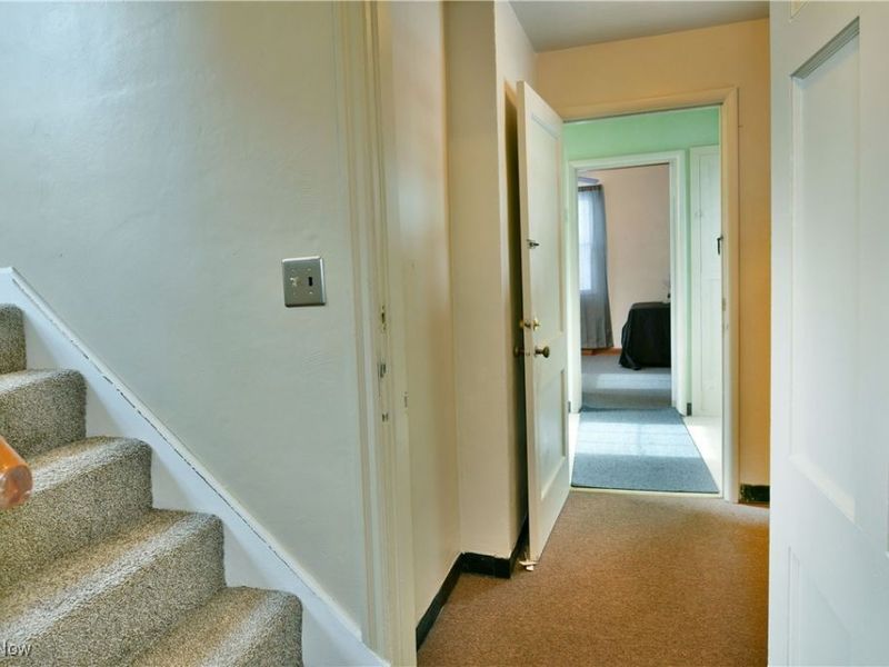 676 Central Parkway Avenue SE, Warren, OH 44484 Photo 18