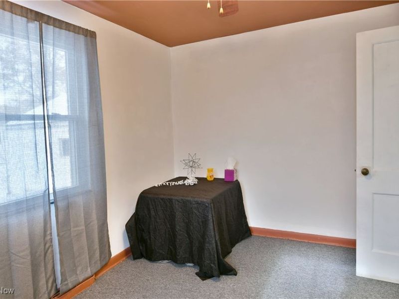 676 Central Parkway Avenue SE, Warren, OH 44484 Photo 26