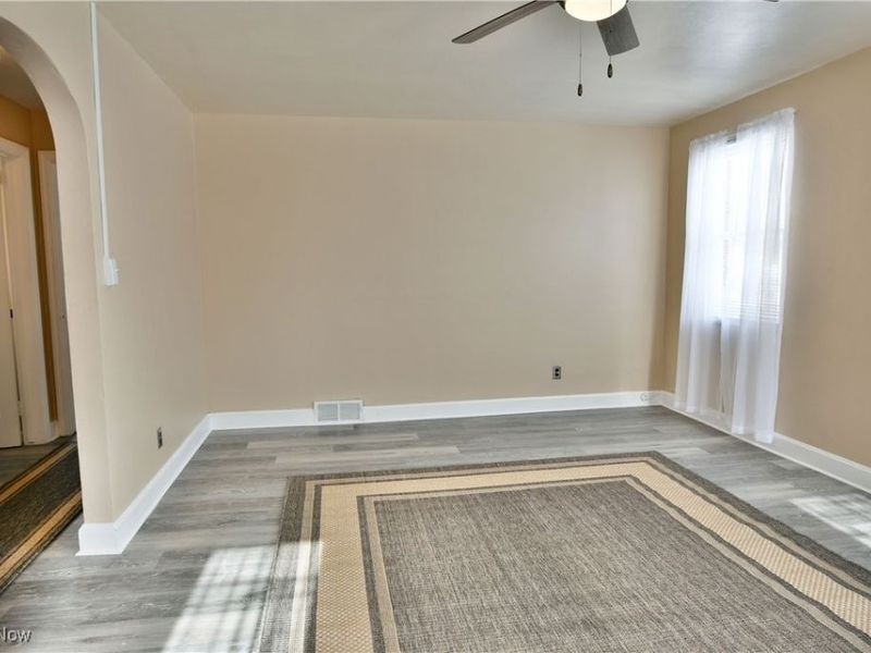 676 Central Parkway Avenue SE, Warren, OH 44484 Photo 28