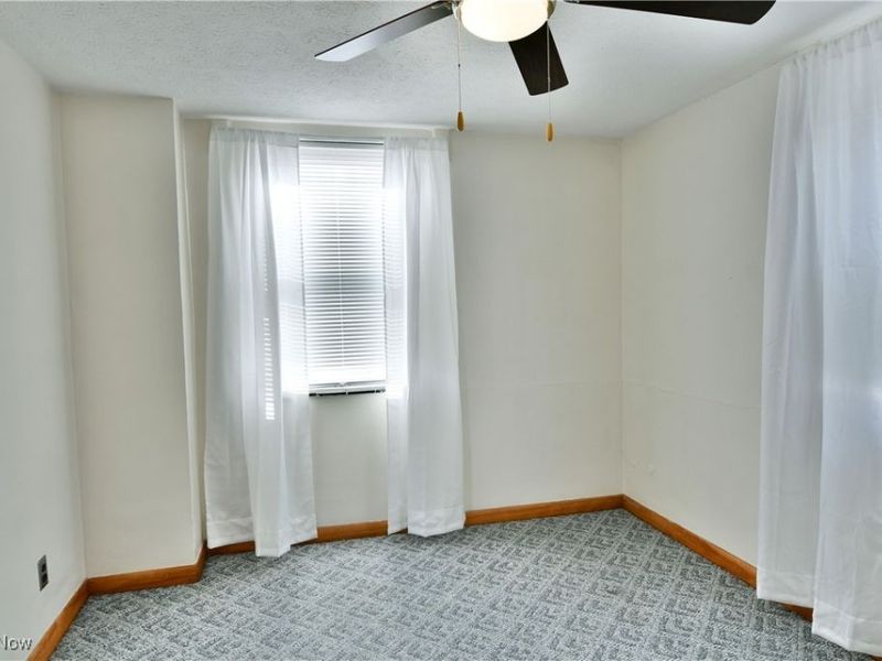 676 Central Parkway Avenue SE, Warren, OH 44484 Photo 34