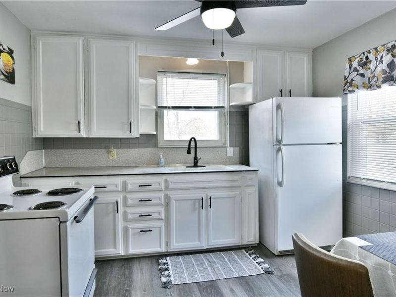 676 Central Parkway Avenue SE, Warren, OH 44484 Photo 41