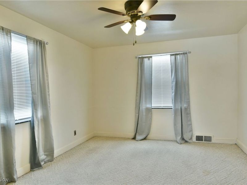 676 Central Parkway Avenue SE, Warren, OH 44484 Photo 44