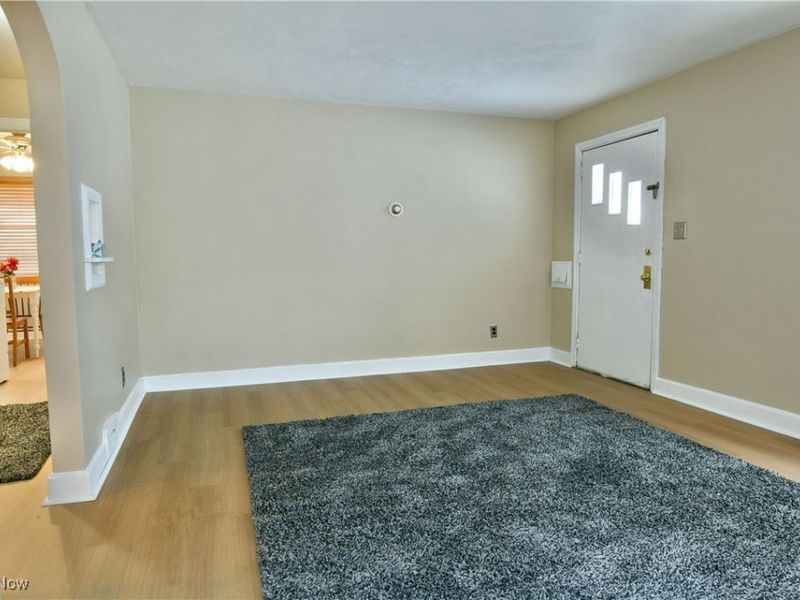 676 Central Parkway Avenue SE, Warren, OH 44484 Photo 8