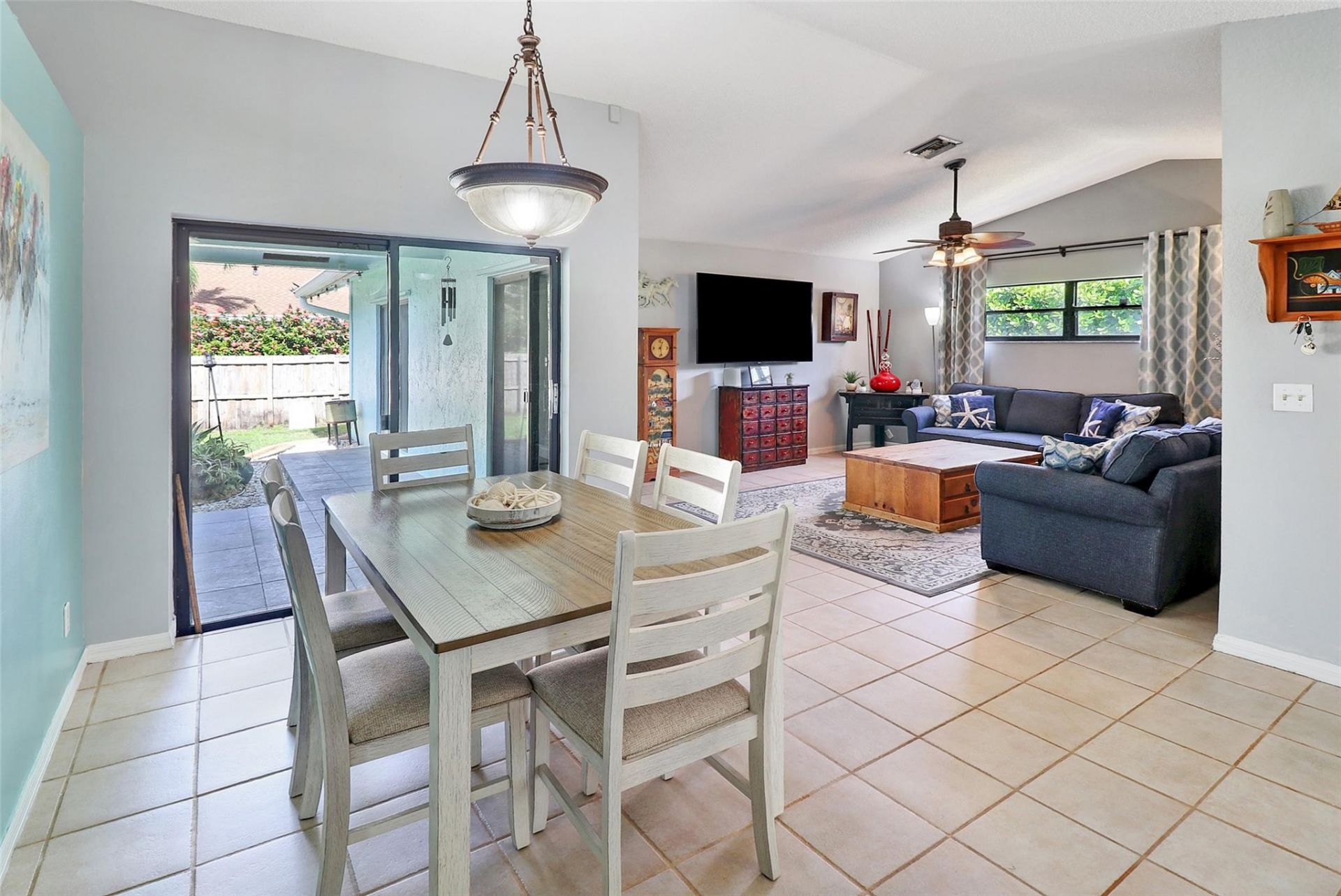 231 SE 9th Street, Dania Beach, FL 33004 Photo