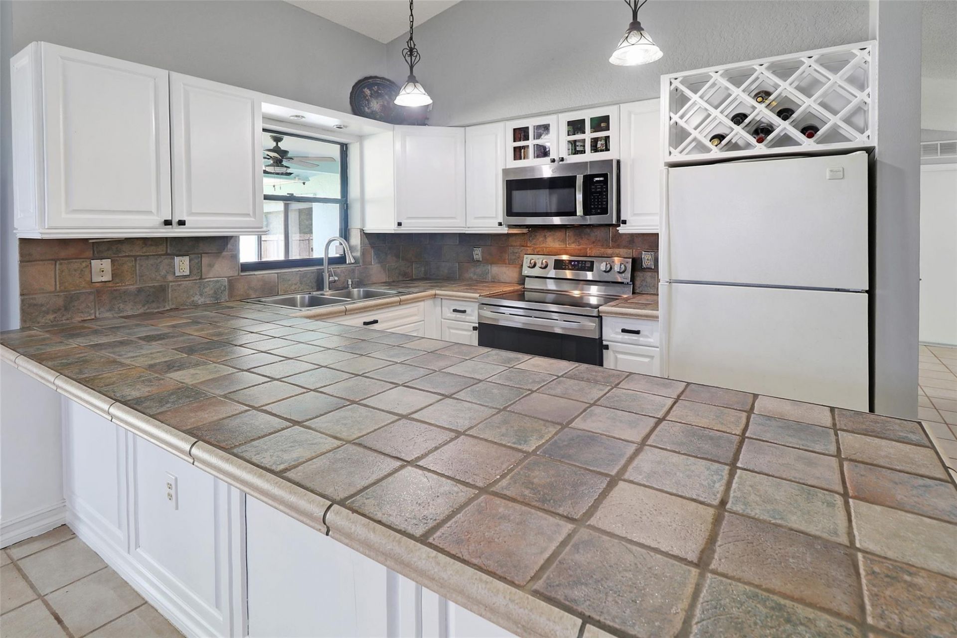 231 SE 9th Street, Dania Beach, FL 33004 Photo