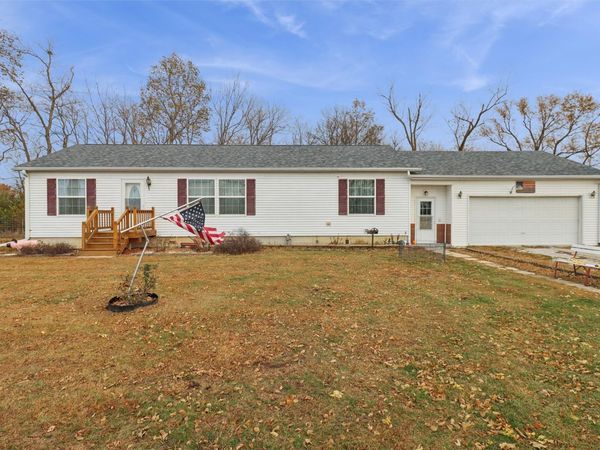 17283 S23 Highway, Milo, IA 50166