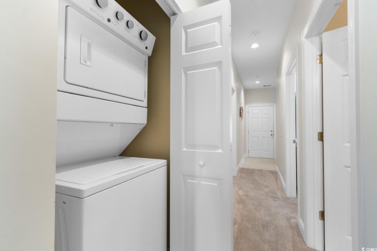 1033 World Tour Blvd. Photo 24