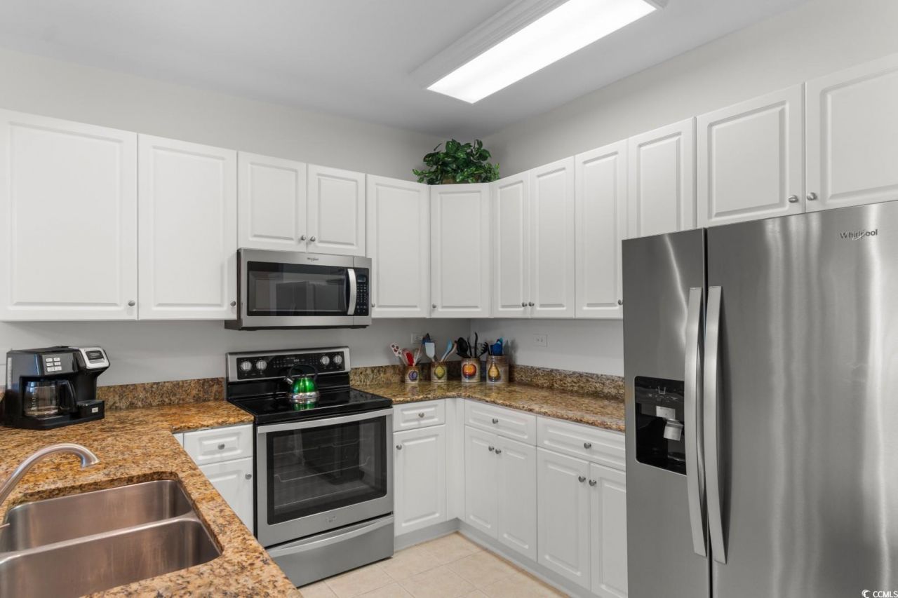 1033 World Tour Blvd. Photo 7