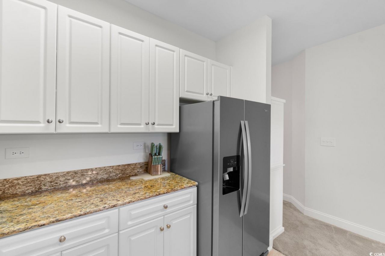 1033 World Tour Blvd. Photo 8