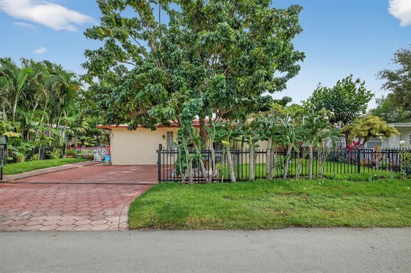 2650 SW 13th Ave, Fort Lauderdale, FL 33315 Main Photo