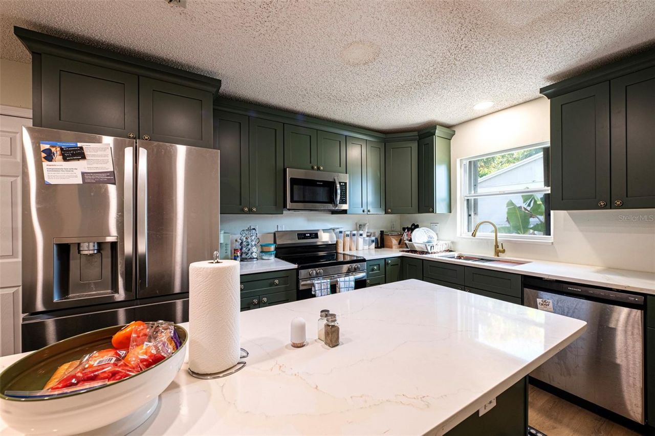 6401 Cedarbrook Drive S, Pinellas Park, FL 33782 Photo